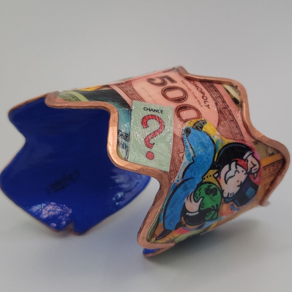 Classic Monopoly Bracelet - Picture 3 of 13